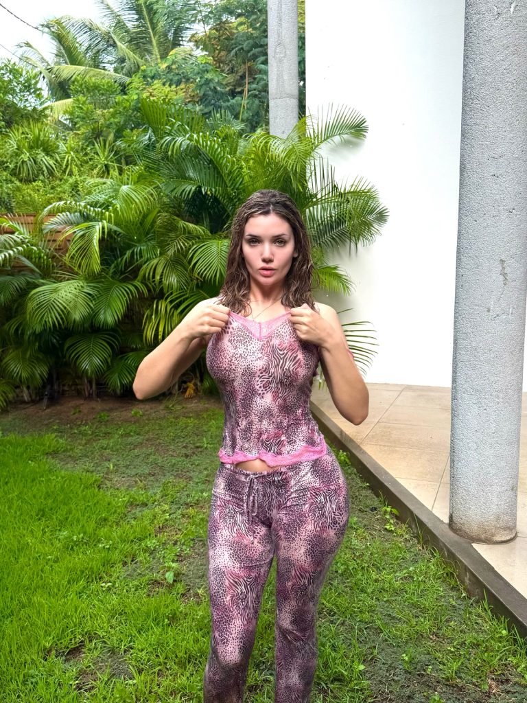 Ann Badte4cher pose