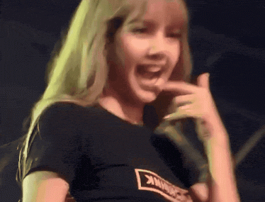 Lisa lalisa gif