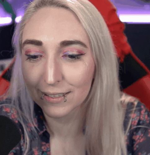 Snugibun wtf gif